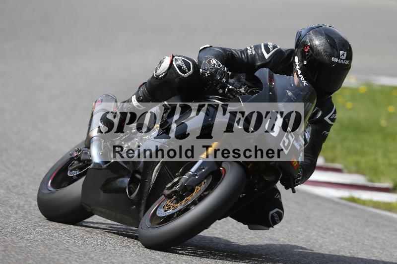 Archiv-2025/53 16.09.2025 Track Day Domi Aegerter ADR/Gruppe rot/85